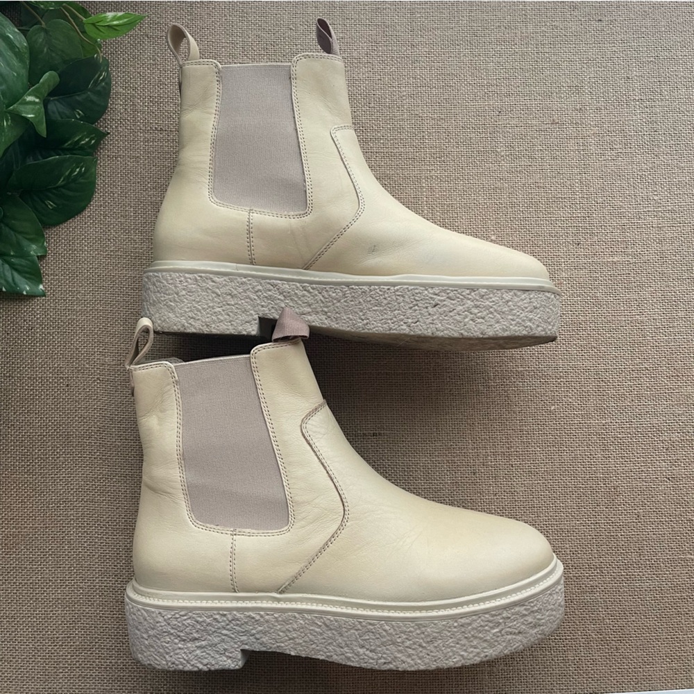 Free People Carmel Chelsea Platform Boot Womens 8.5M (EU39) Vintage Vanilla